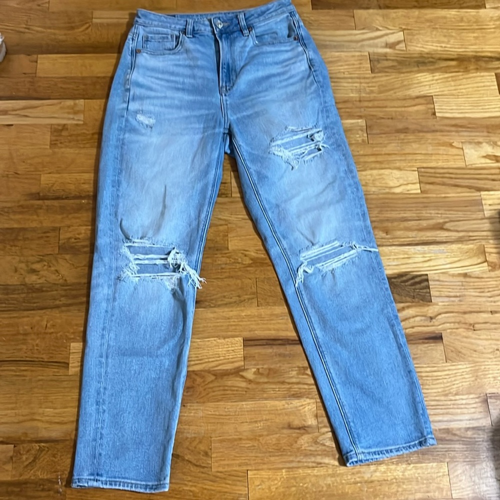 AE Mom straight jeans